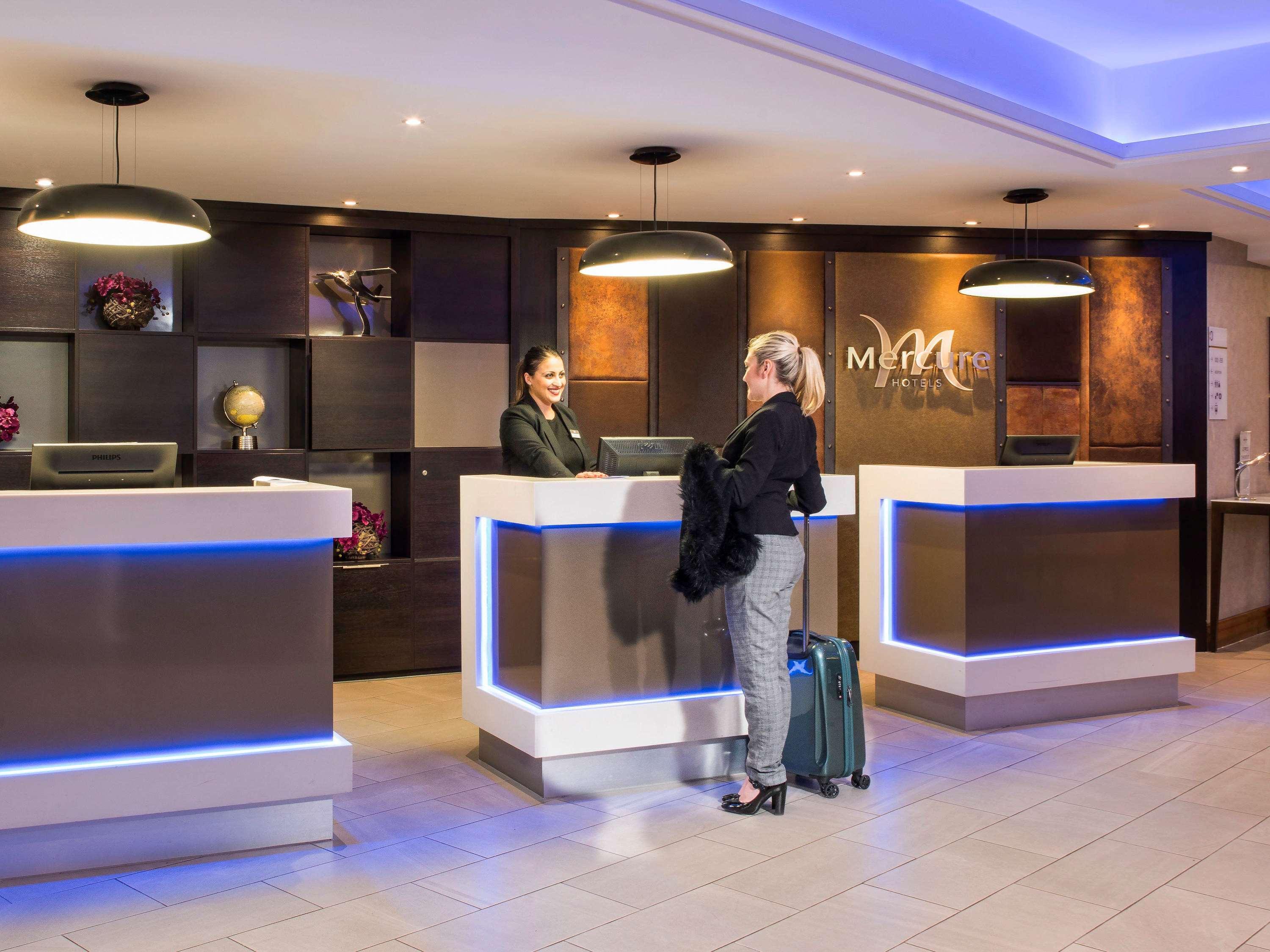 Mercure London Heathrow Airport Hillingdon Eksteriør billede